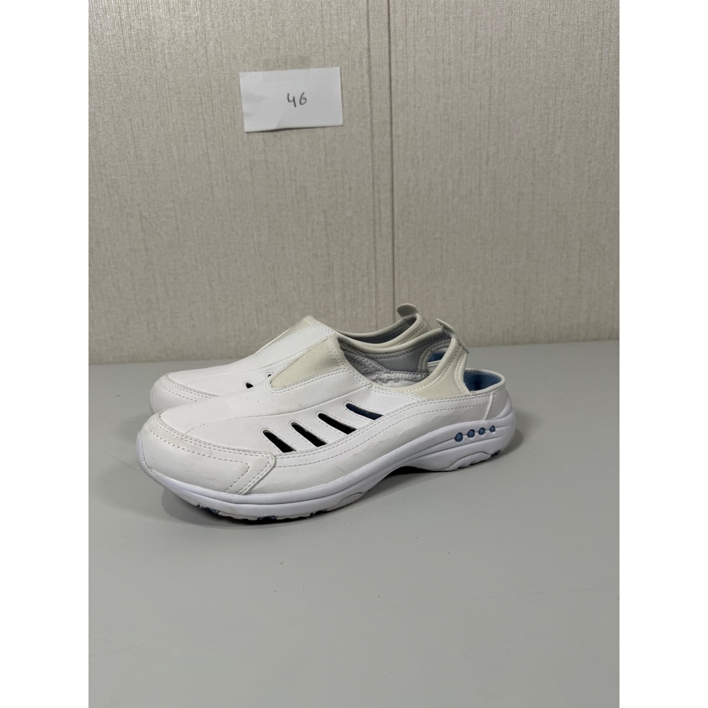 Easy Spirit Women's Spirit  Walking Shoes White Slip On size 7.5‎